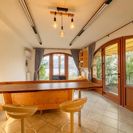 With Private Garden By Gardadoma Brenzone