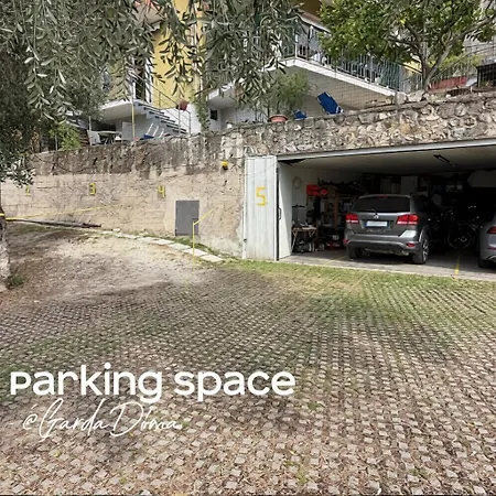 With Private Garden By Gardadoma *