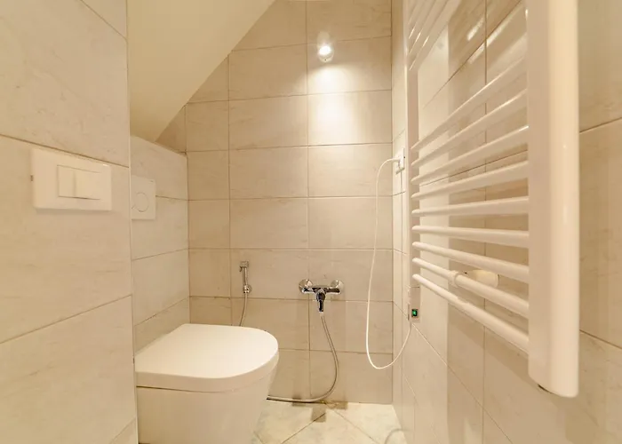 With Private Garden By Gardadoma Brenzone sul Garda