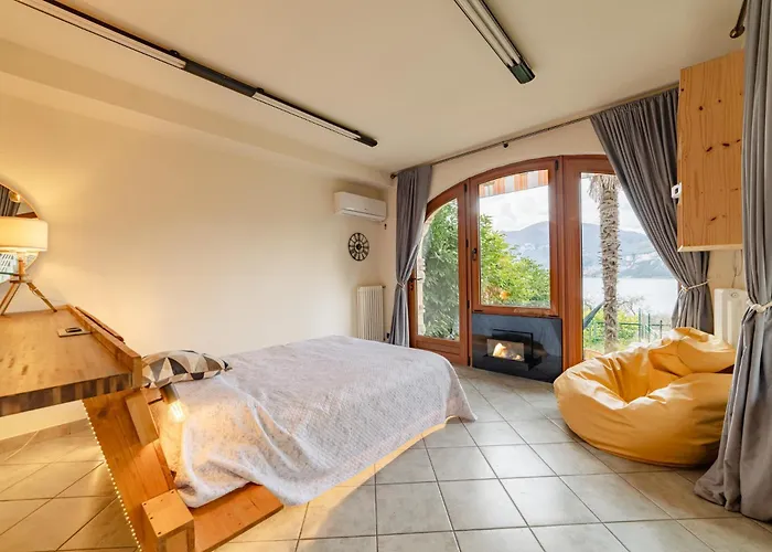 With Private Garden By Gardadoma